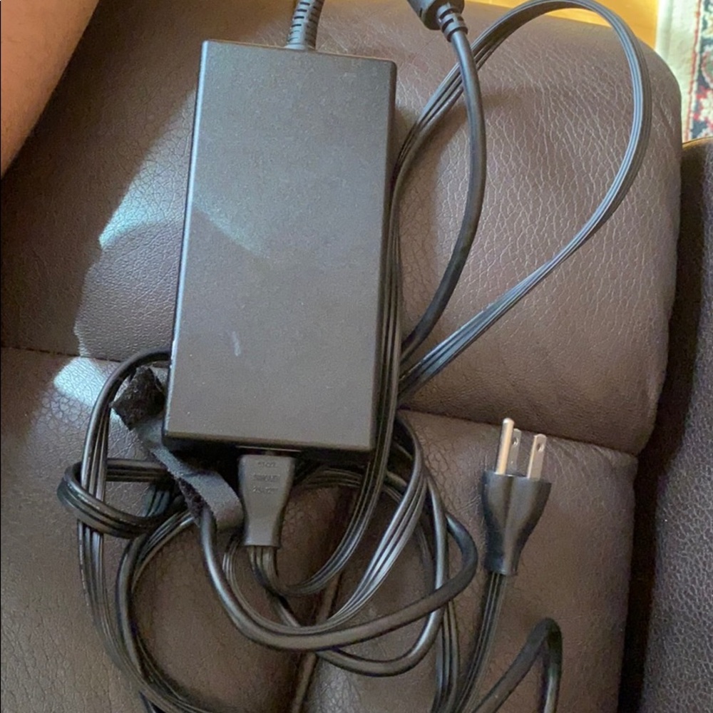 Alienware M15 R2 with charger - Picture 3 of 3